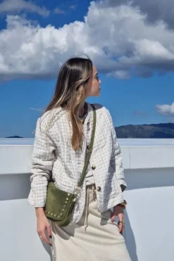 Chaqueta vichy con botones beige