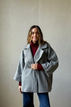 Chaquetón gris tipo paño