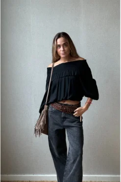 Cinturón de piel ancho con chapitas camel