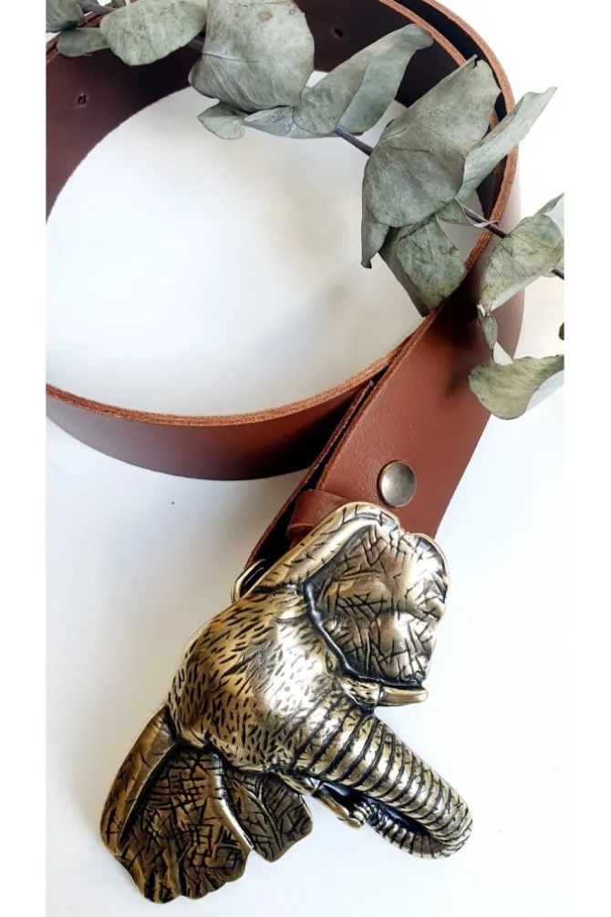Cinturón de piel camel con hebilla cabeza de elefante