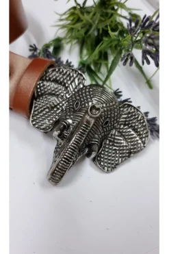 Cinturón de piel camel con hebilla de cabeza de elefante plata