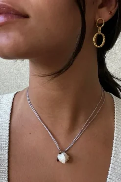 Collar ajustable concha lila