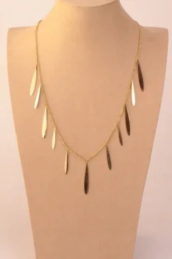 Collar de acero lagrimas doradas