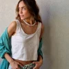 Crop top de asas en color beige
