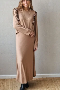 Falda punto evasé camel