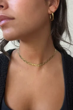 Gargantilla de acero trenzado dorado