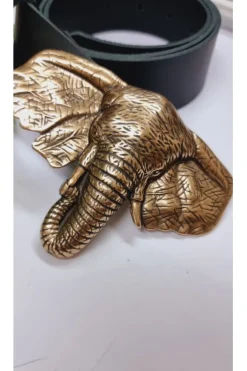 Hebilla dorada de cabeza de elefante