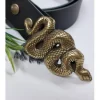 Hebilla dorada de serpiente ancha