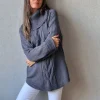 Jersey cuello cisne con con trenza gris