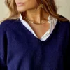 Jersey cuello pico con pespunte azul marino