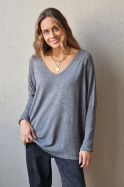 Jersey cuello pico con trenza oversize gris