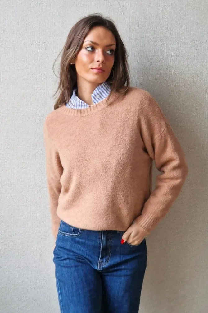 Jersey cuello redondo básico camel