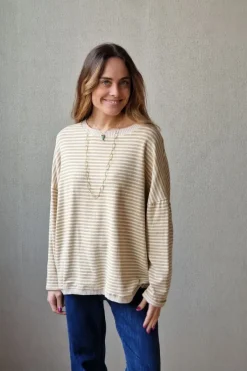Jersey oversize de rayas finas color beige