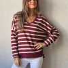 Jersey rayas doradas de punto fino granate
