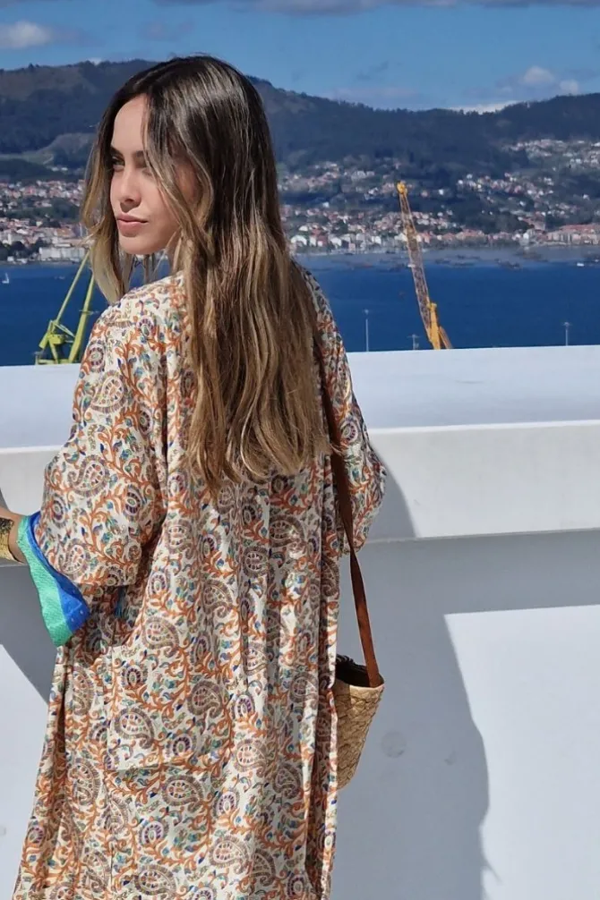 Kimono estampado beige y verde