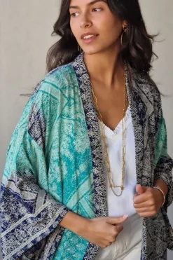 Kimono largo estampado marino y verde