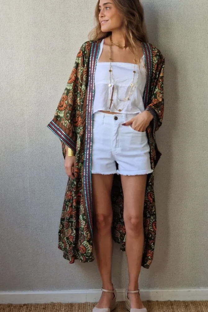Kimono largo rematado con espejitos estampado verde