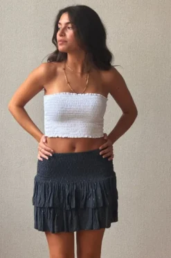 Minifalda pantalón gris con lurex cintura de goma y volantes