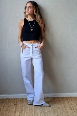 Pantalón con estrella y tachas blanco