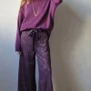 Pantalón de cuadros con cinturón berenjena