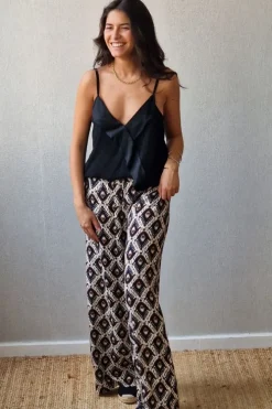 Pantalón estampado ikat negro