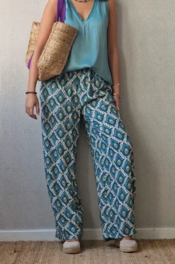 Pantalón estampado ikat verde agua