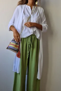 Pantalón tipo lino con goma en la cintura verde