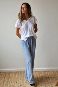 Pantalón tipo lino en color azul