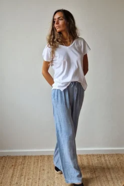 Pantalón tipo lino en color azul