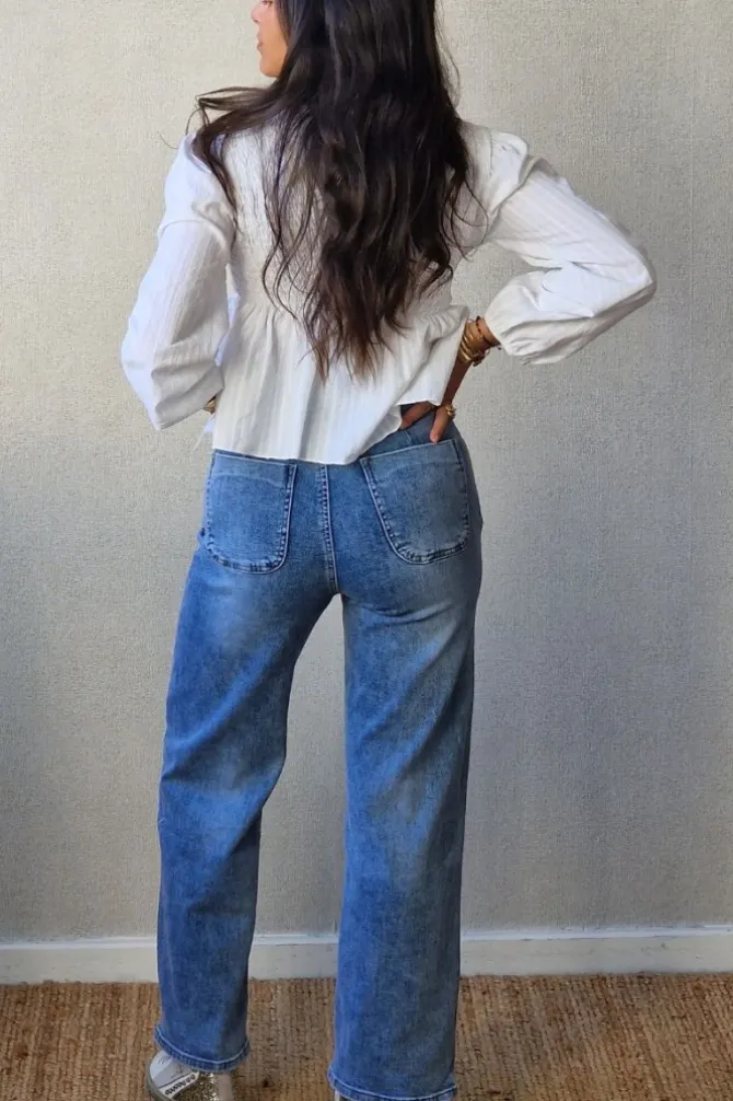 Pantalón vaquero con bolsillos delante azul jeans
