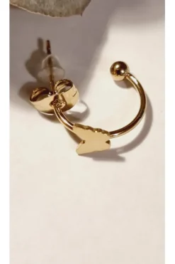 Pendiente combinable de acero dorado con mariposa