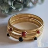 Pulsera de acero ancha con piedras granate