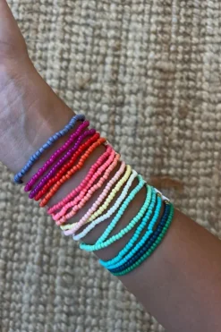 Pulseras combinables de abalorios