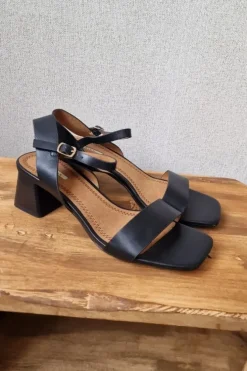 Sandalia tacón medico negra