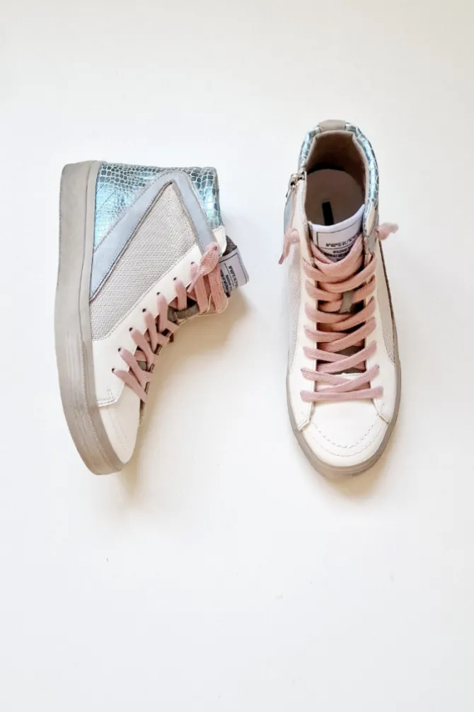Sneakers blancas con detalles en azul