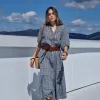 Vestido con botones vichy gris