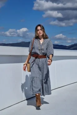 Vestido con botones vichy gris