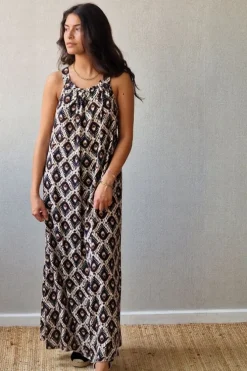 Vestido de tirantes estampado ikat negro