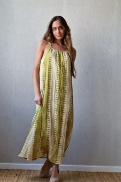 Vestido de tirantes estampado pistacho