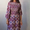 Vestido estampado con nido abeja berenjena