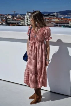 Vestido fruncido vichy coral