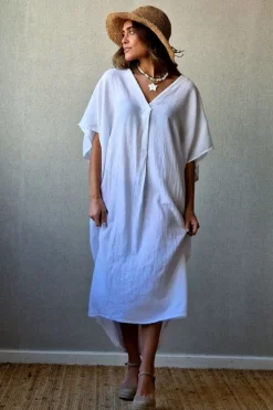 Vestido kaftan tipo lino cuello pico blanco