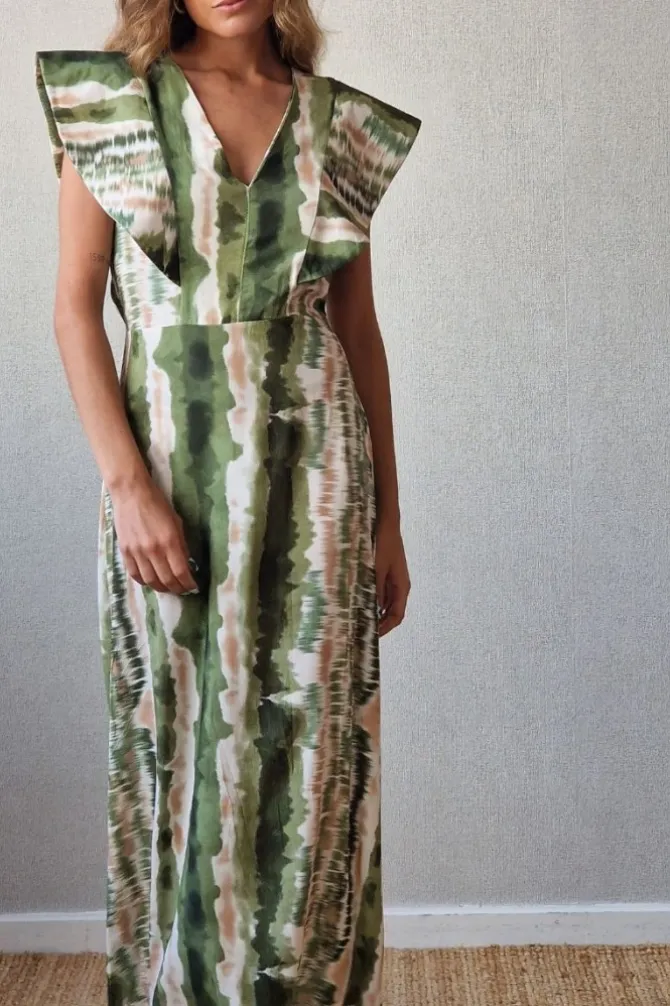 Vestido largo estampado con cuello pico y alerón verde y beige