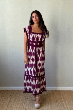 Vestido largo morado y beige