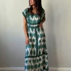 Vestido largo verde y beige