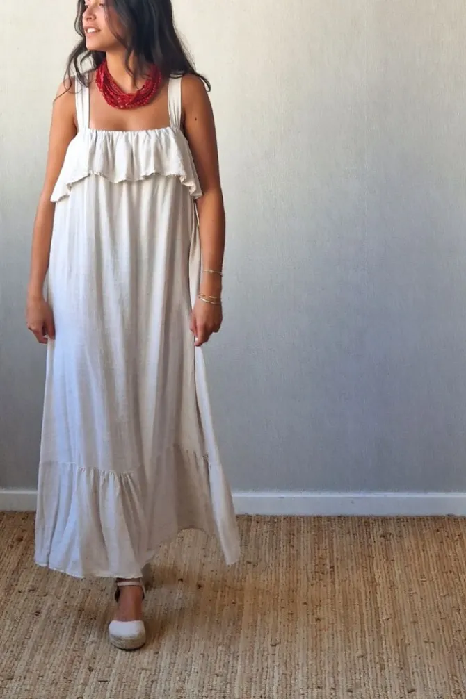 Vestido largo volante beige