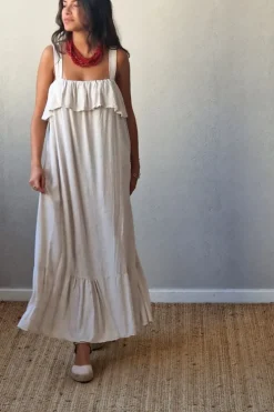 Vestido largo volante beige