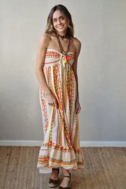 Vestido palabra de honor amarillo fluor