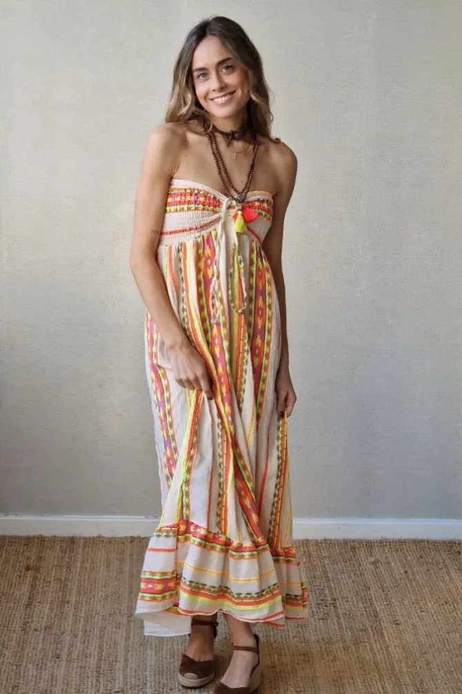 Vestido palabra de honor amarillo fluor