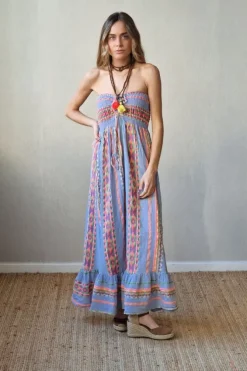 Vestido palabra de honor azul